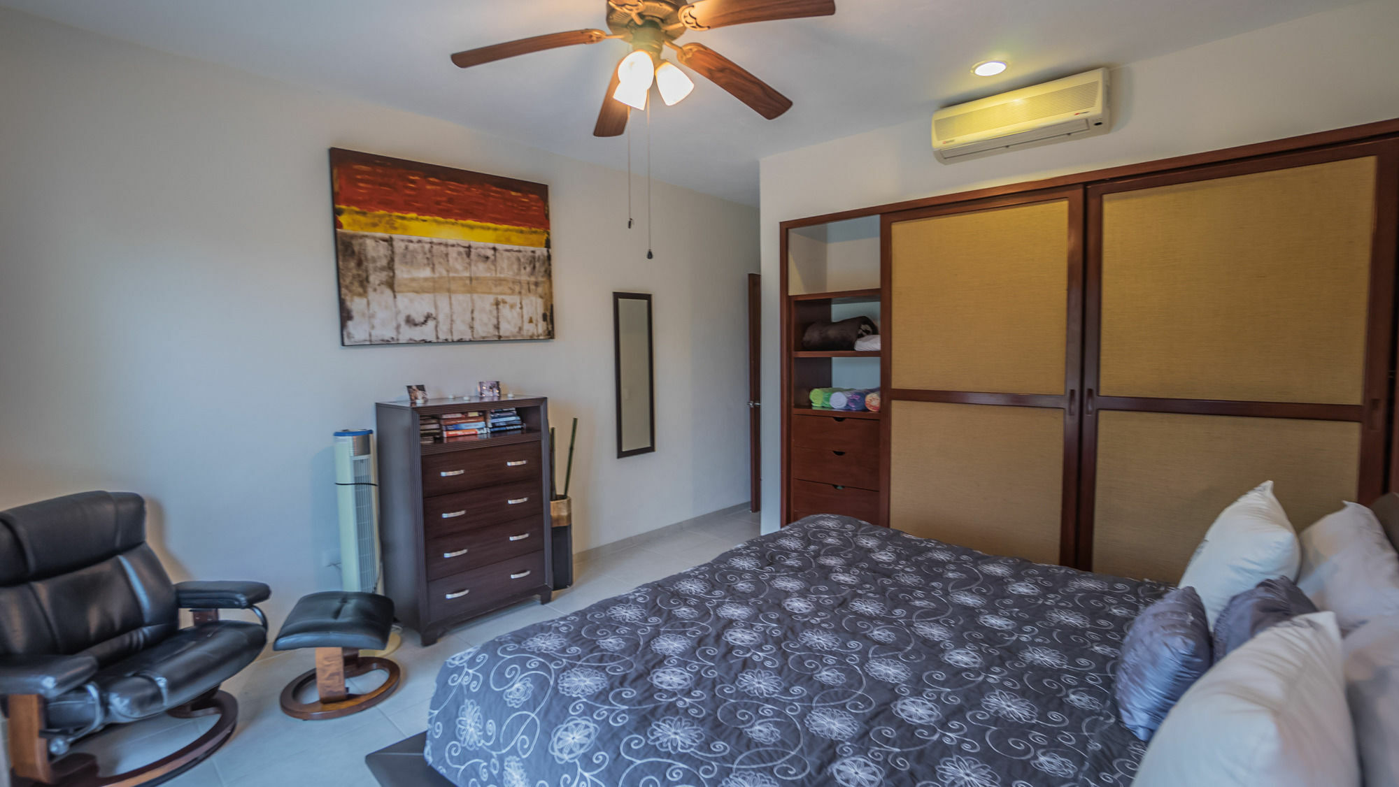Meridian Downtown Apartments プレヤデルカーメン エクステリア 写真